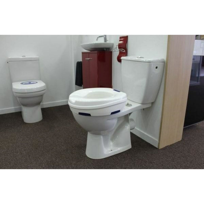 V6HBBC8179A9F831A78FB188BF4B6AA3FA8R6408831P3