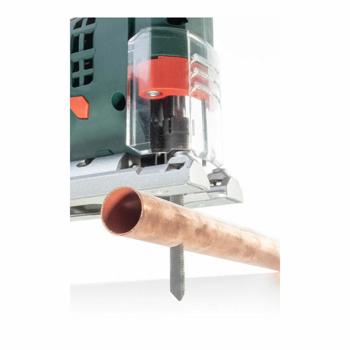 V3H0994C05AF8D67CA652B71F140D5B8A03R5823784P4