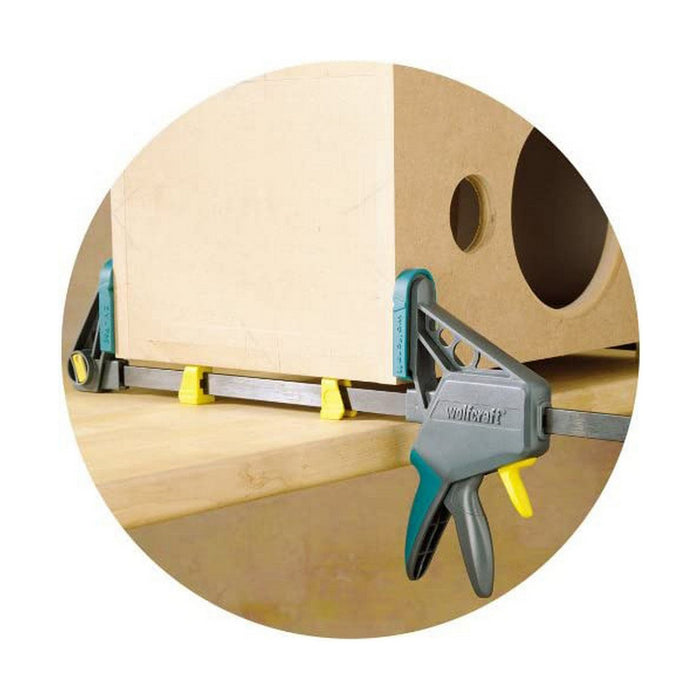 V10H4C2692EFB78CE04FED25B20926E7DD00R5157444P10