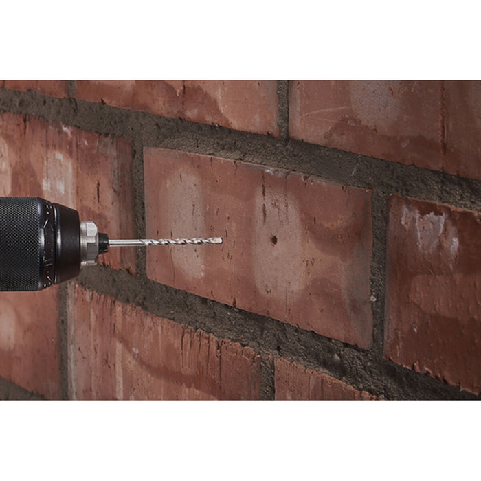 V4HE39E615BE75453B84973A02918820F32R5823703P4