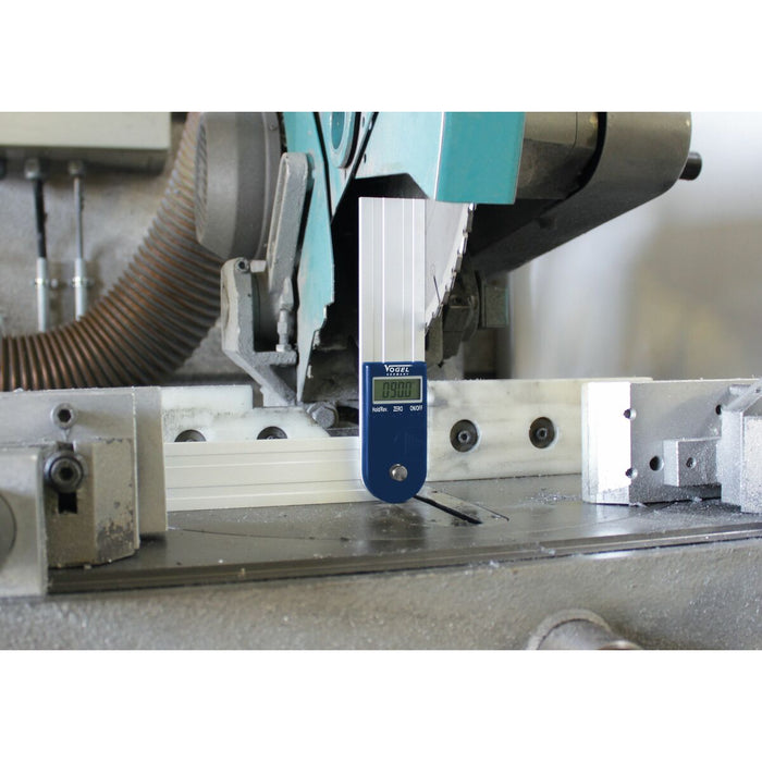 V2H719F22314DE7E242440055AF1CA8F569R6980137P5