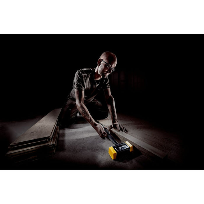 V4HA21DDD997FE306E80DF889A5426D413FR6597971P9