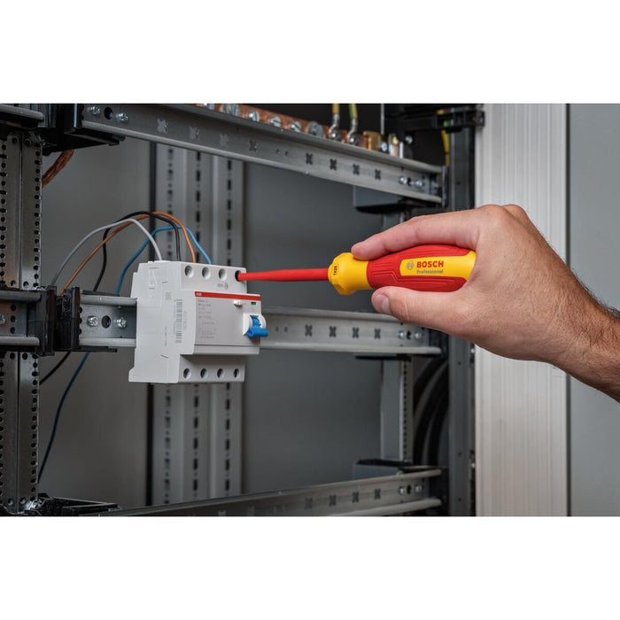 V2HAE9B9D2B6313B8444CA858732CCF77BBR7425196P6