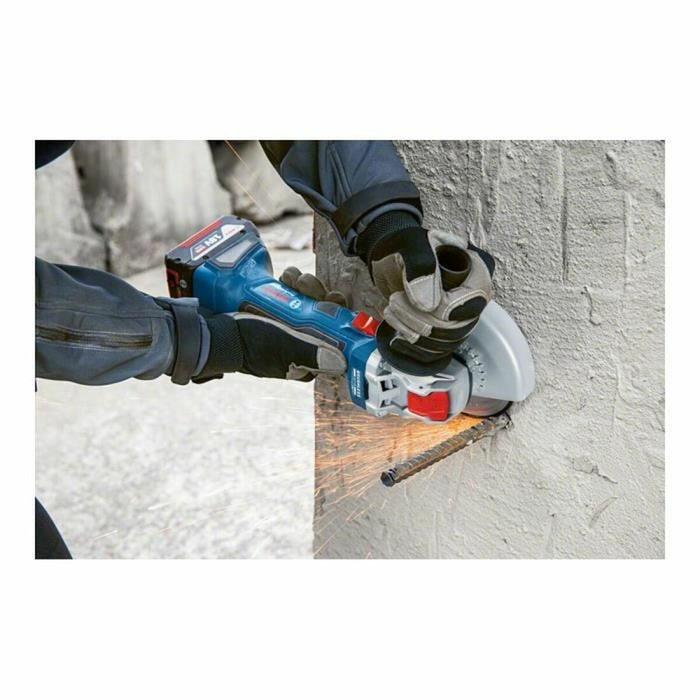 V8H0137707DB702D70D12D9A02FA833772DR3441086P3